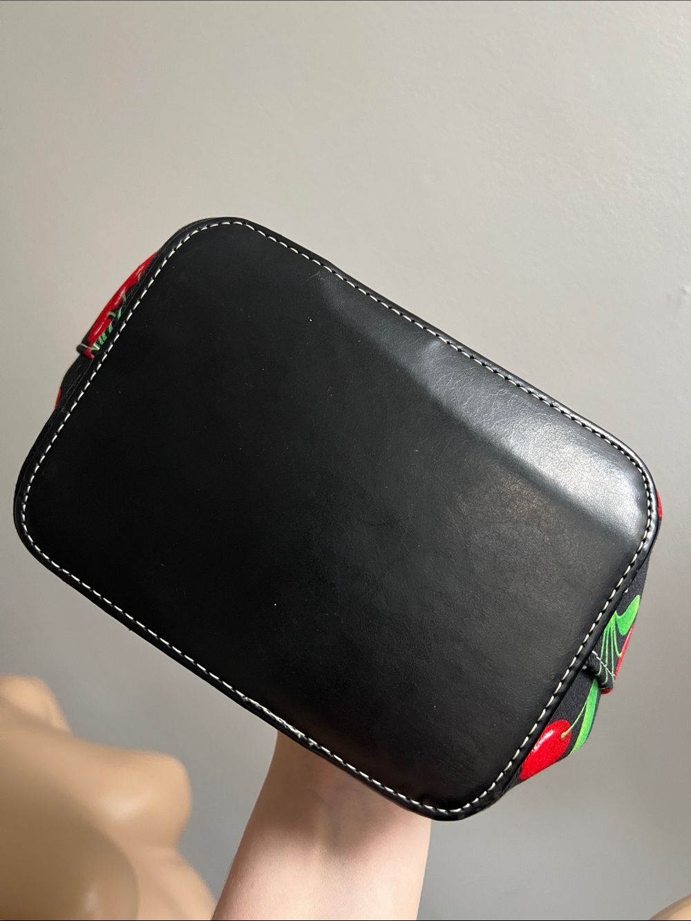 Vintage Kate Spade Cherry Print Mini Shoulder Hand Bag Black Red - Picture 11 of 15